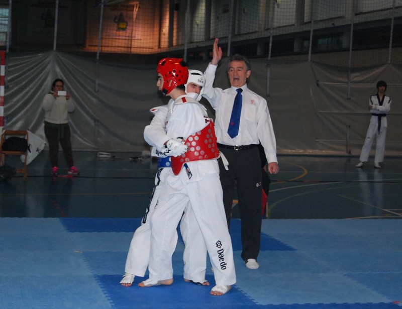 Larrabide acogió el Campeonato Senior de Combate.